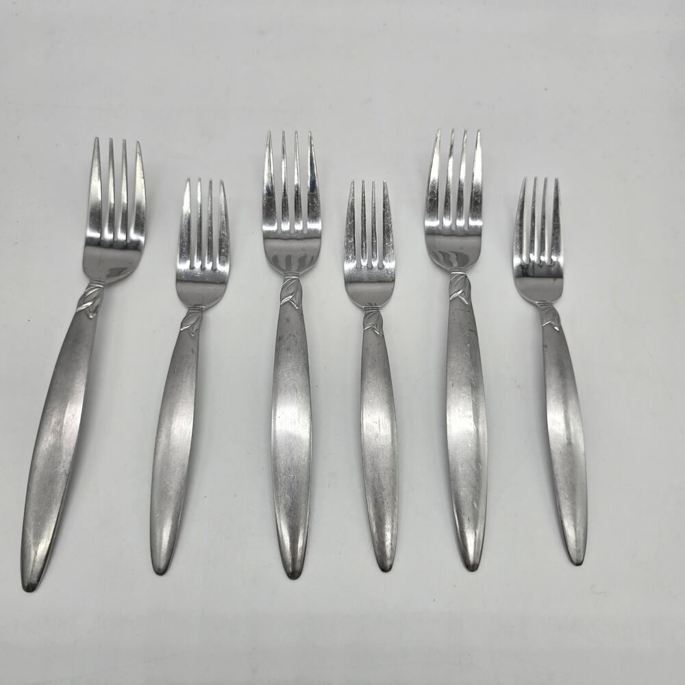 Pfaltzgraff Satin Laurel 3 Dinner Forks 3 Salad Forks 18/10 Stainless Matte